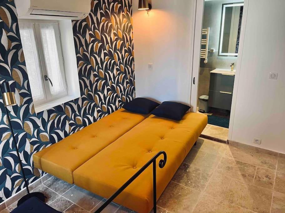 Triplex De Saint-Paul Free Public Parking Apartment Exterior photo